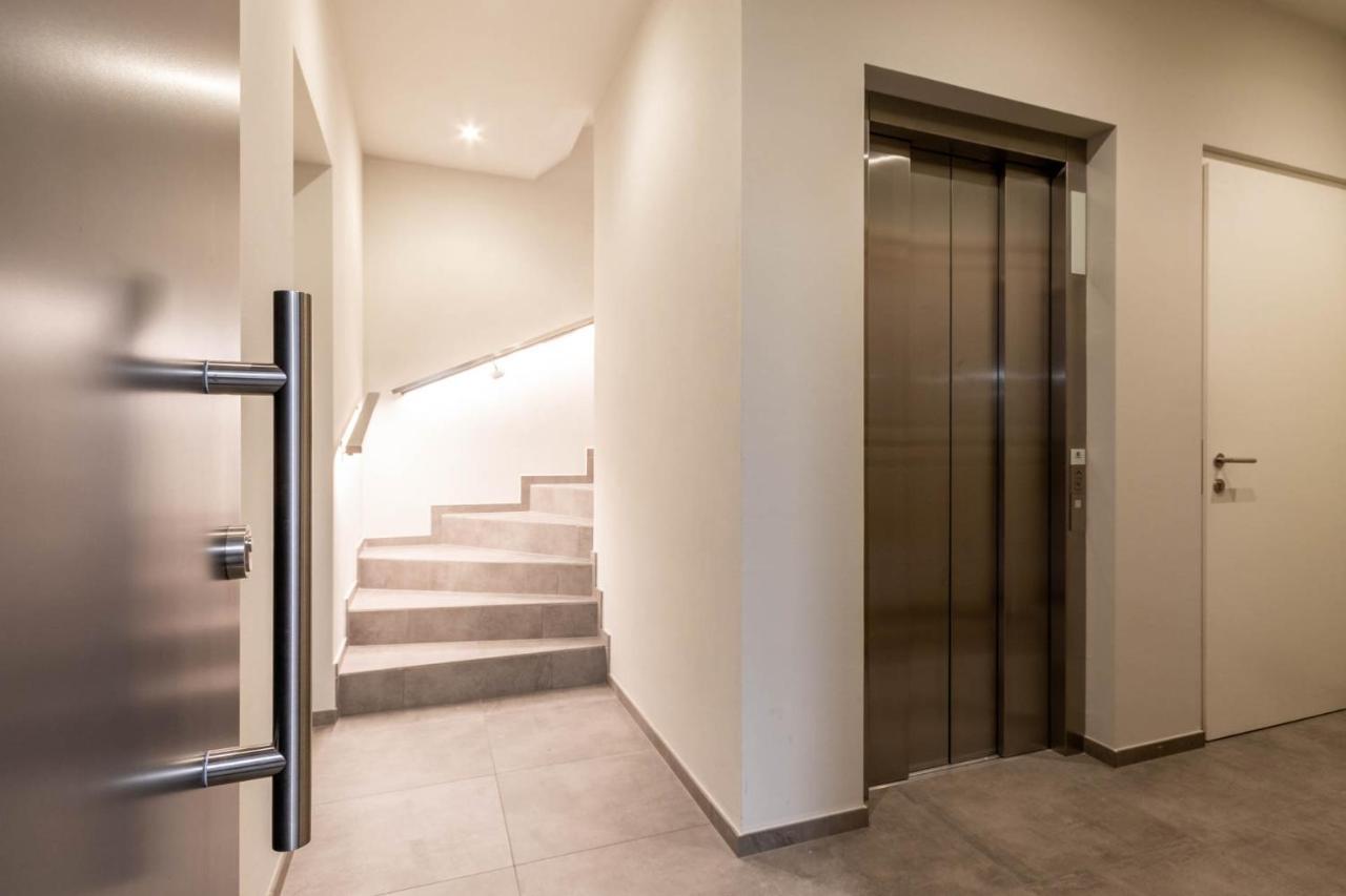 טירולו Mali Apartments Balcony מראה חיצוני תמונה