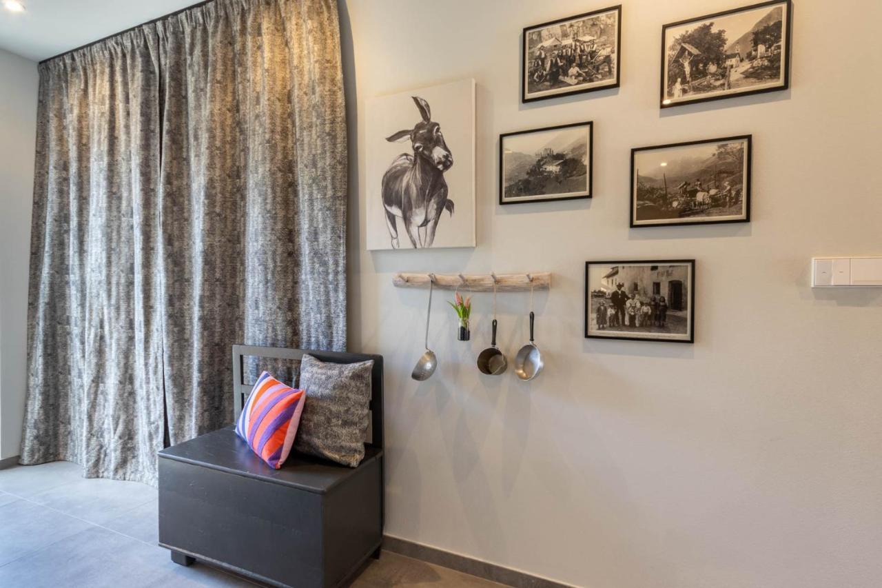 טירולו Mali Apartments Balcony מראה חיצוני תמונה